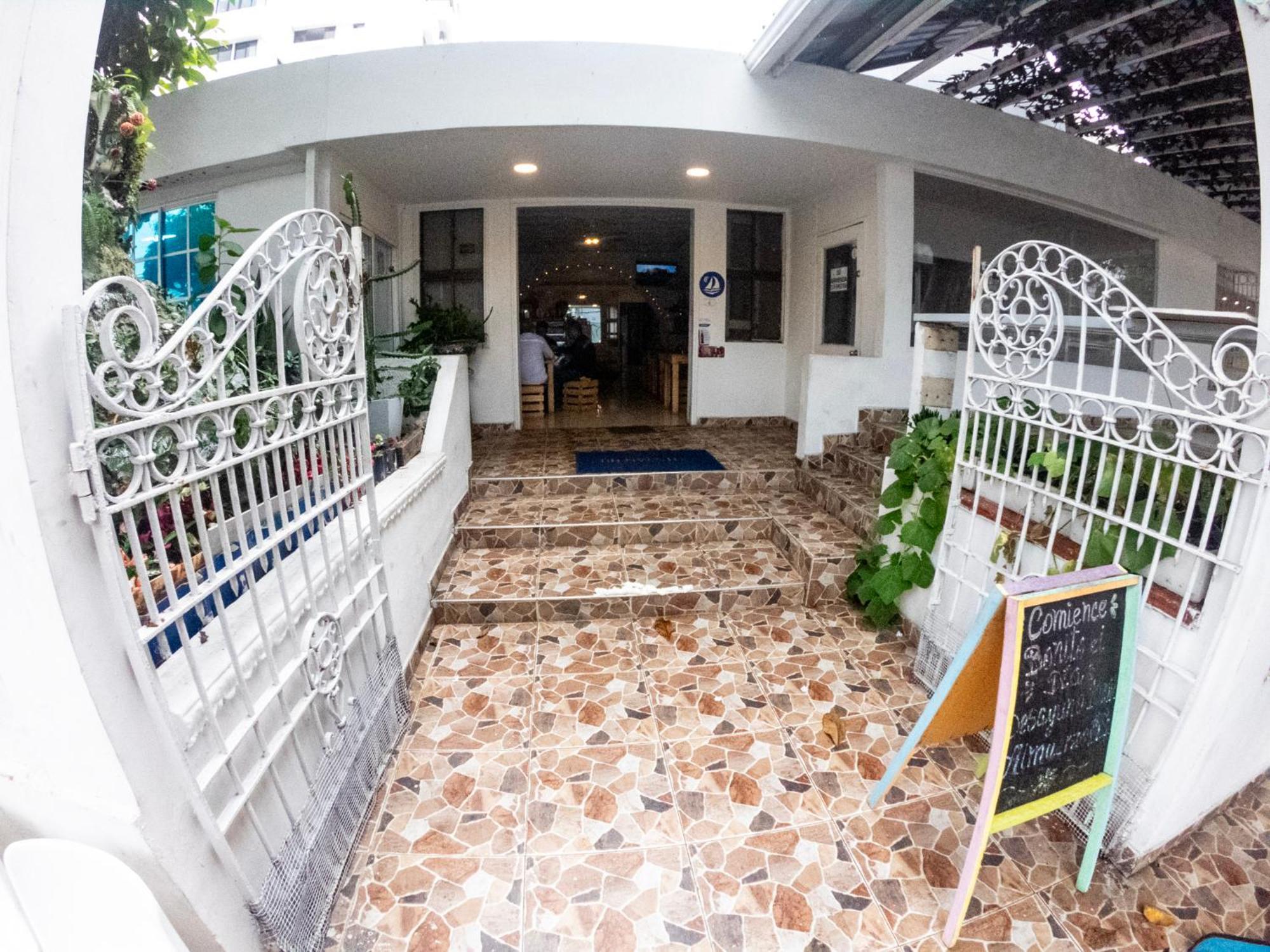 Nahimara Champeta Hostel Картахена Экстерьер фото
